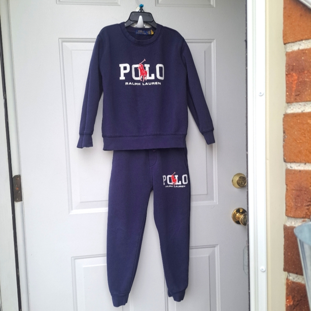 Boys Polo Sweatsuit💙❤️